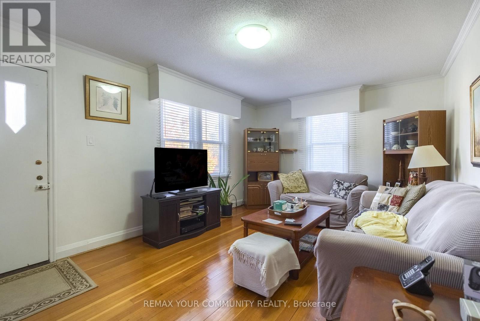 374 PENN AVENUE - 10