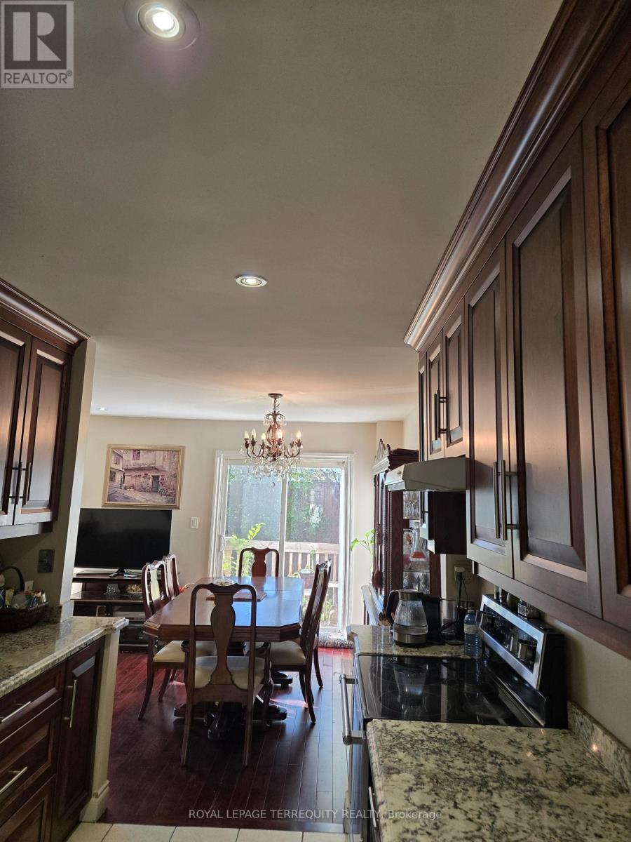 4635 REGENTS TERRACE - 5