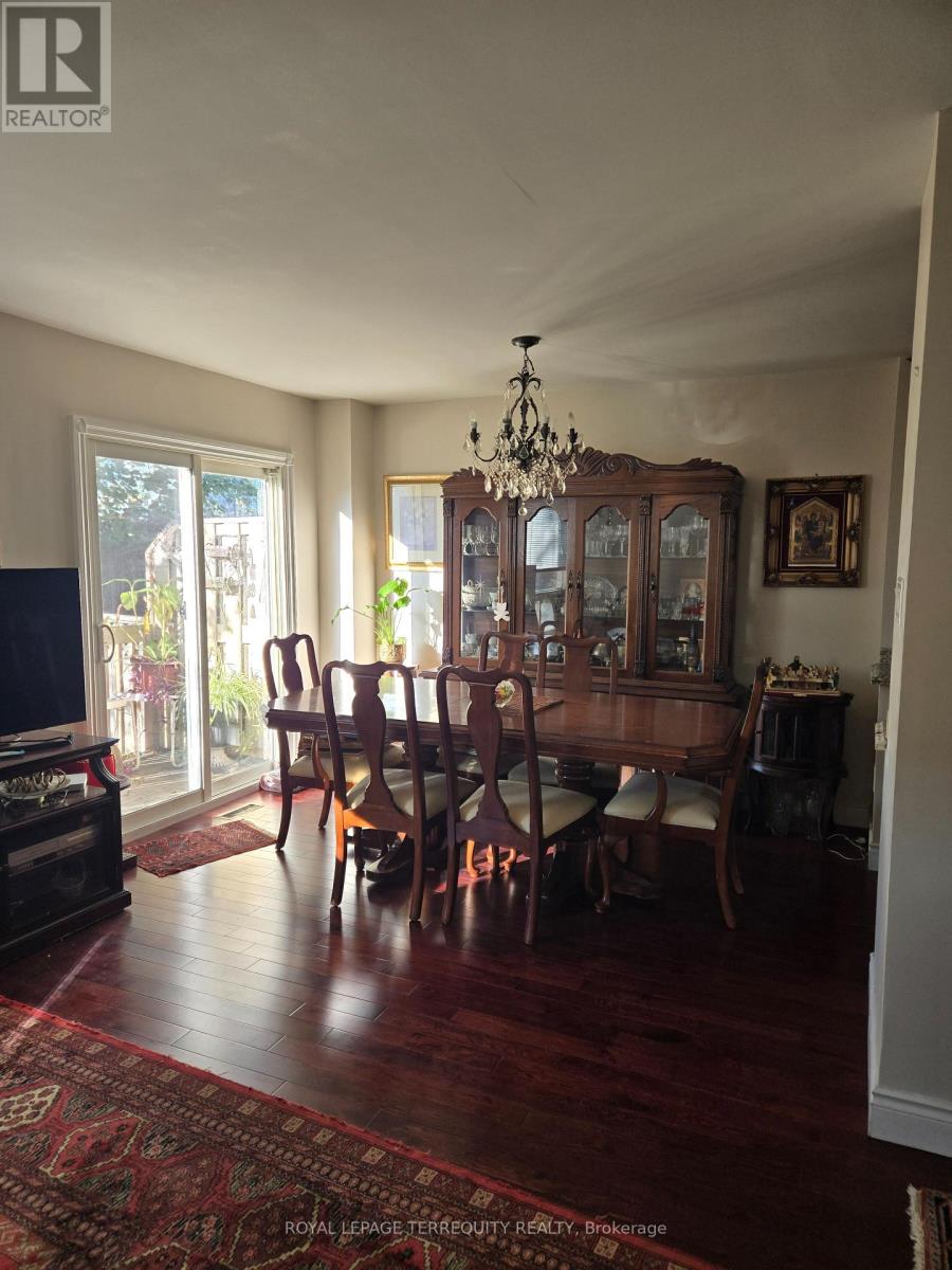 4635 REGENTS TERRACE - 2
