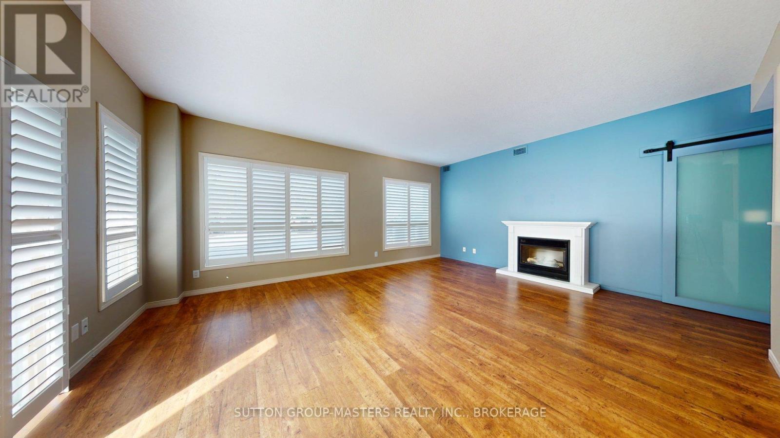 #101 350 WELLINGTON STREET - Image 5