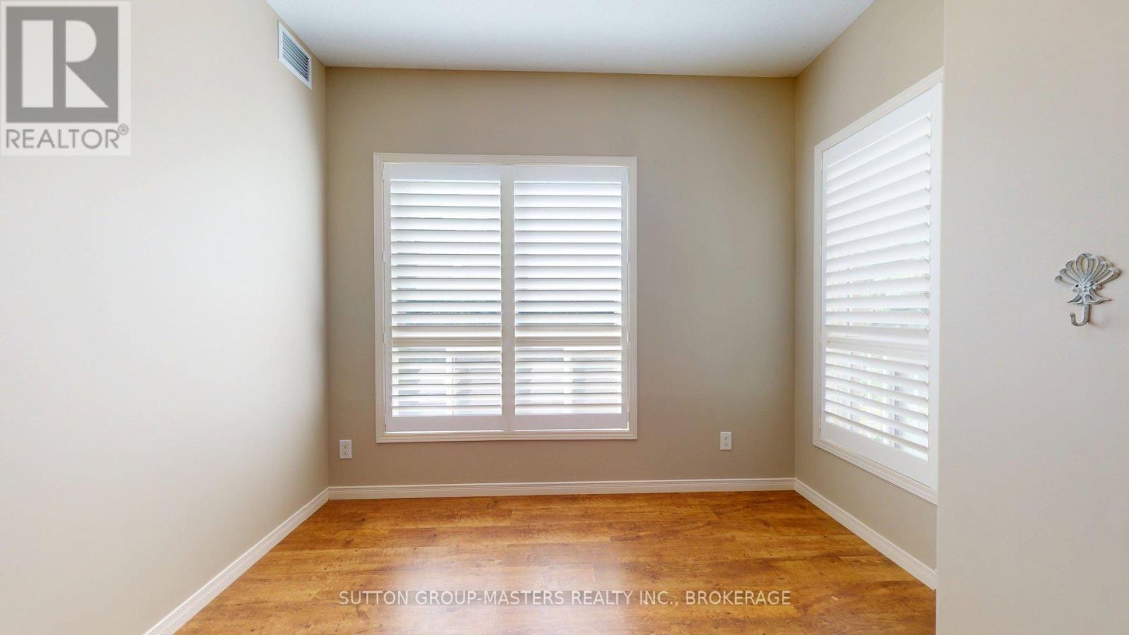 #101 350 WELLINGTON STREET - Image 9