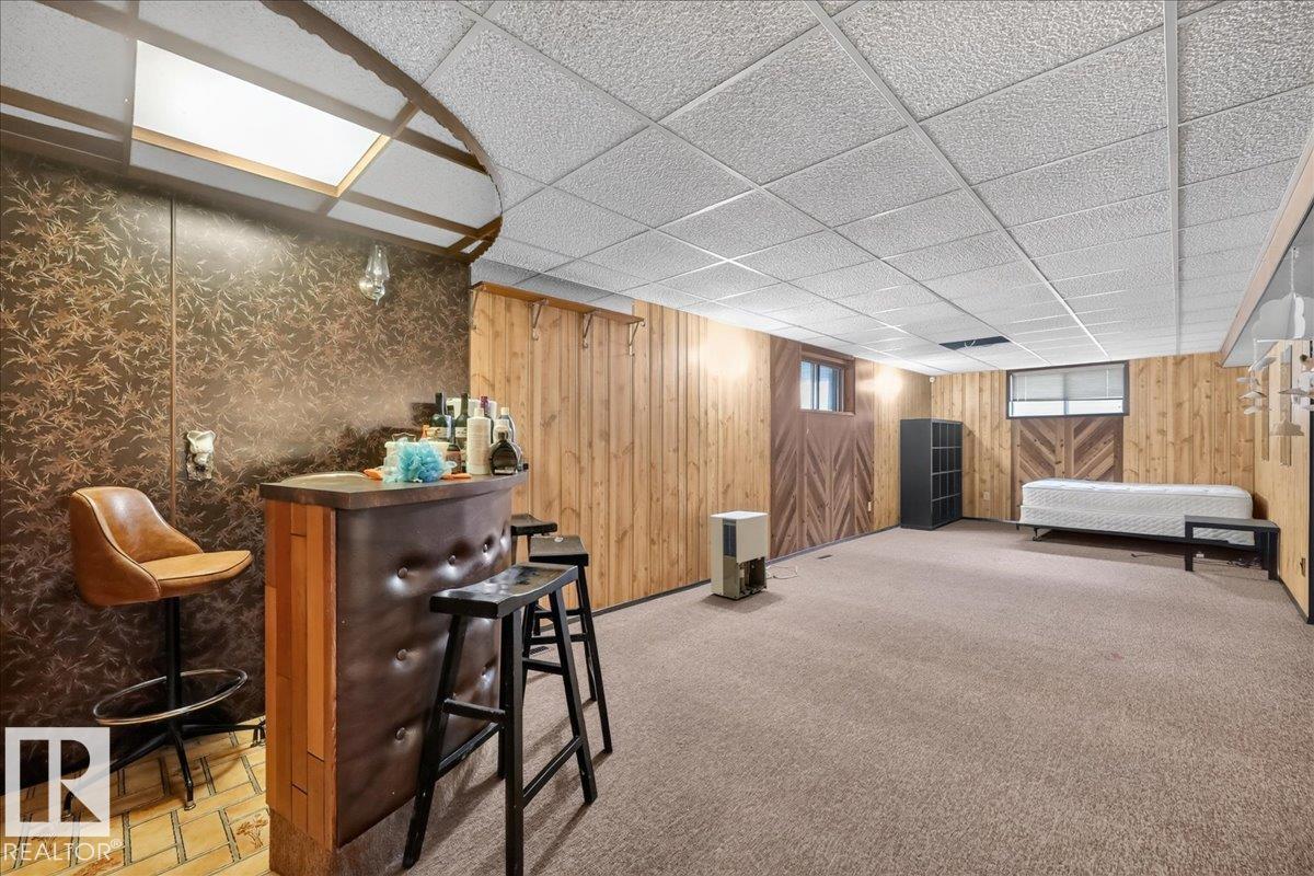 5210 49 ST - 37