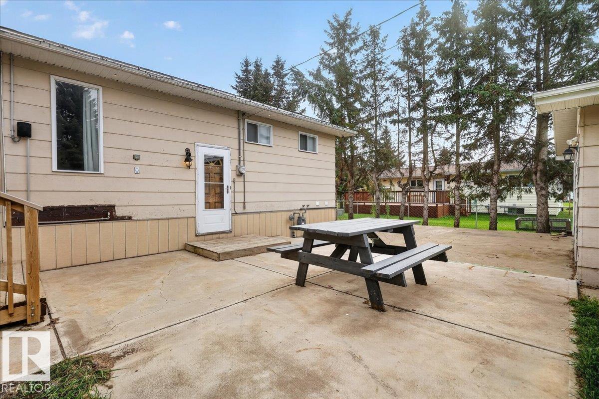 5210 49 ST - 57