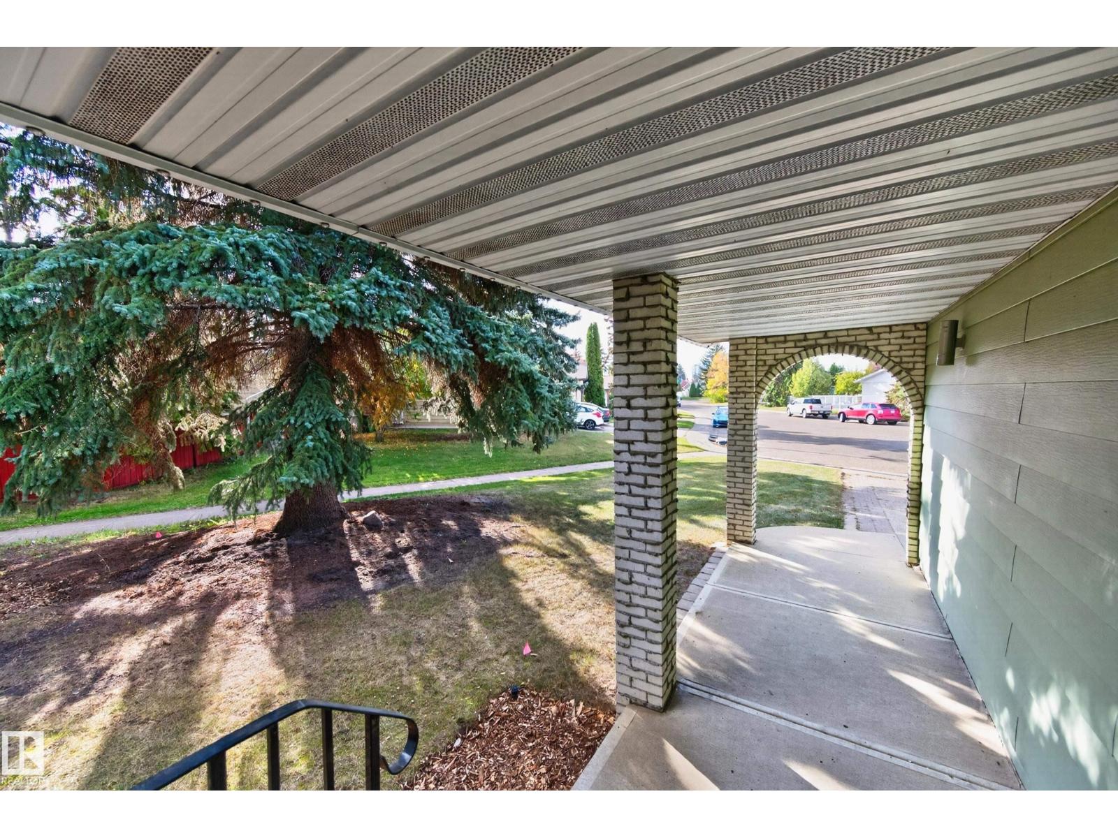 10706 33A AV NW - 2
