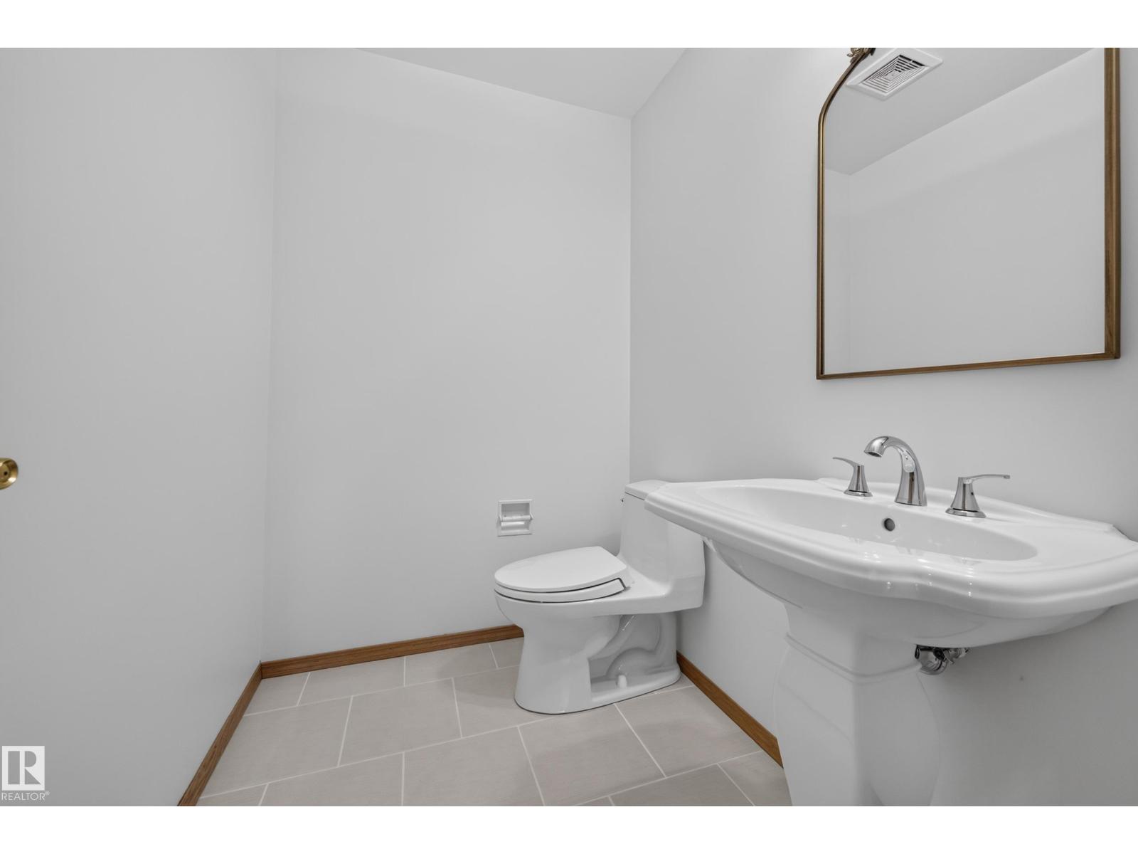 10706 33A AV NW - 23