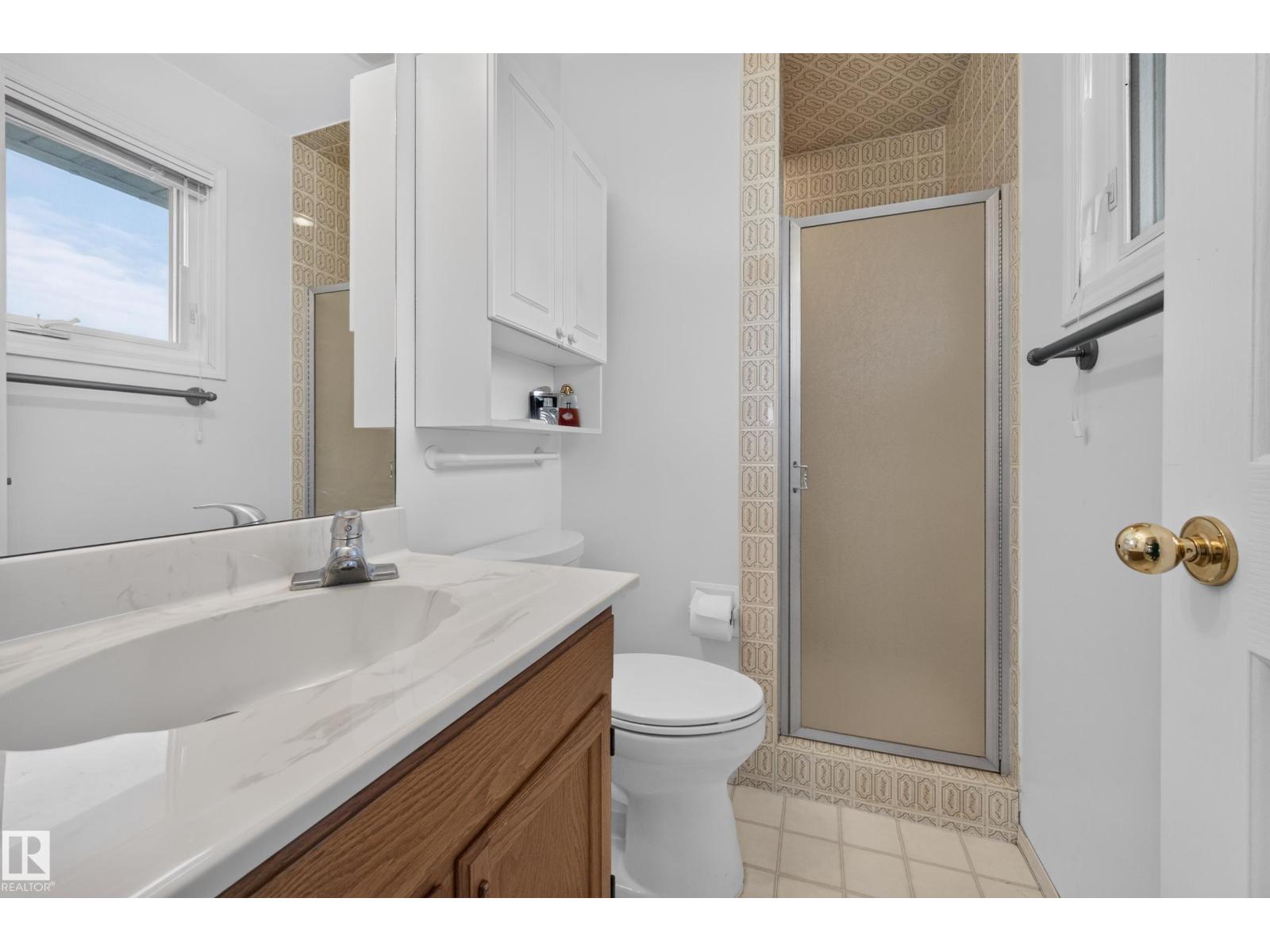 10706 33A AV NW - Image 40