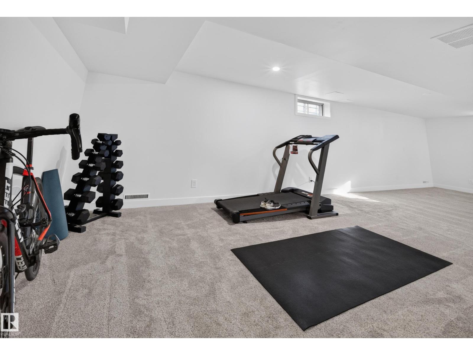 10706 33A AV NW - Image 45