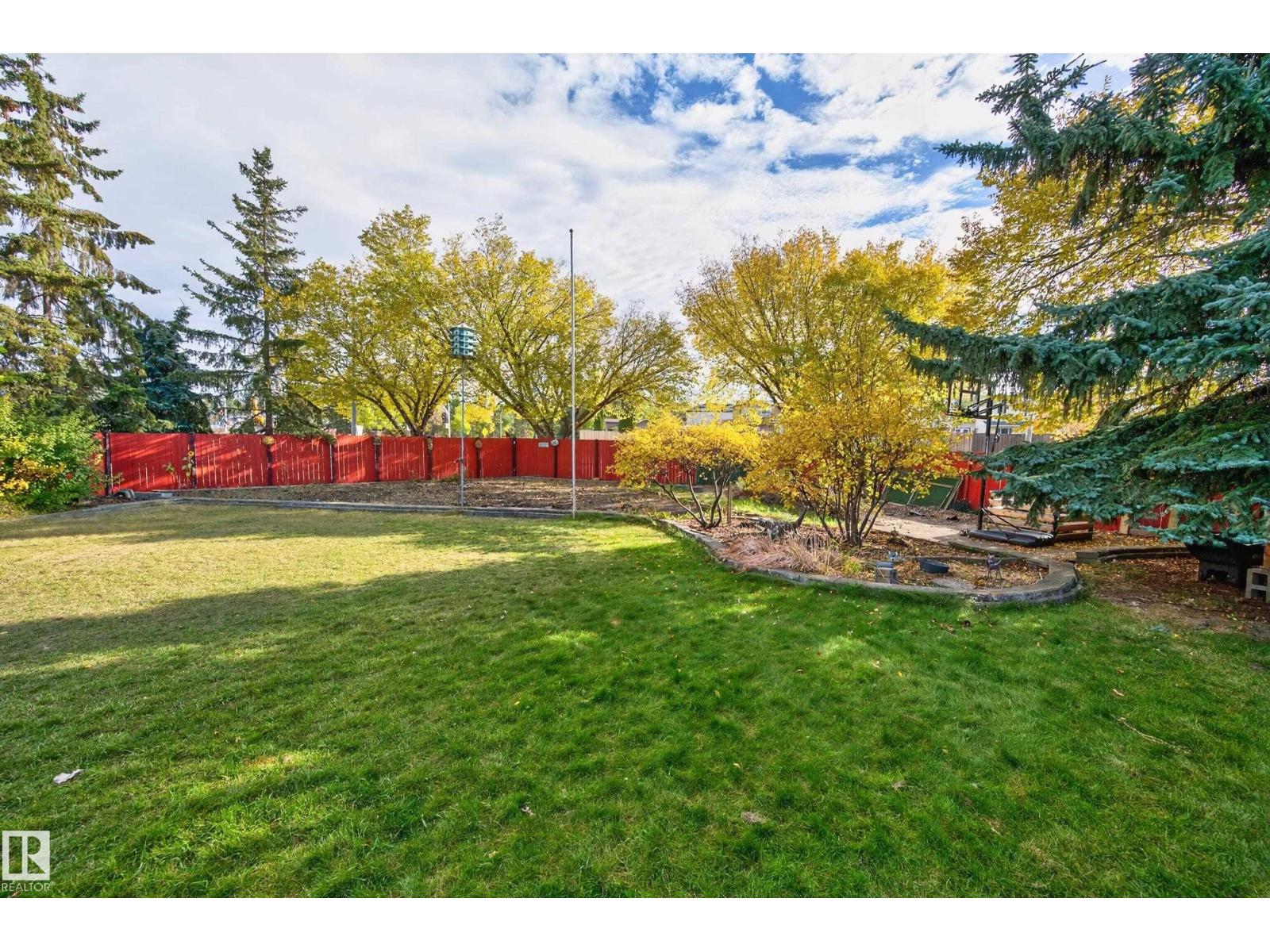 10706 33A AV NW - 55
