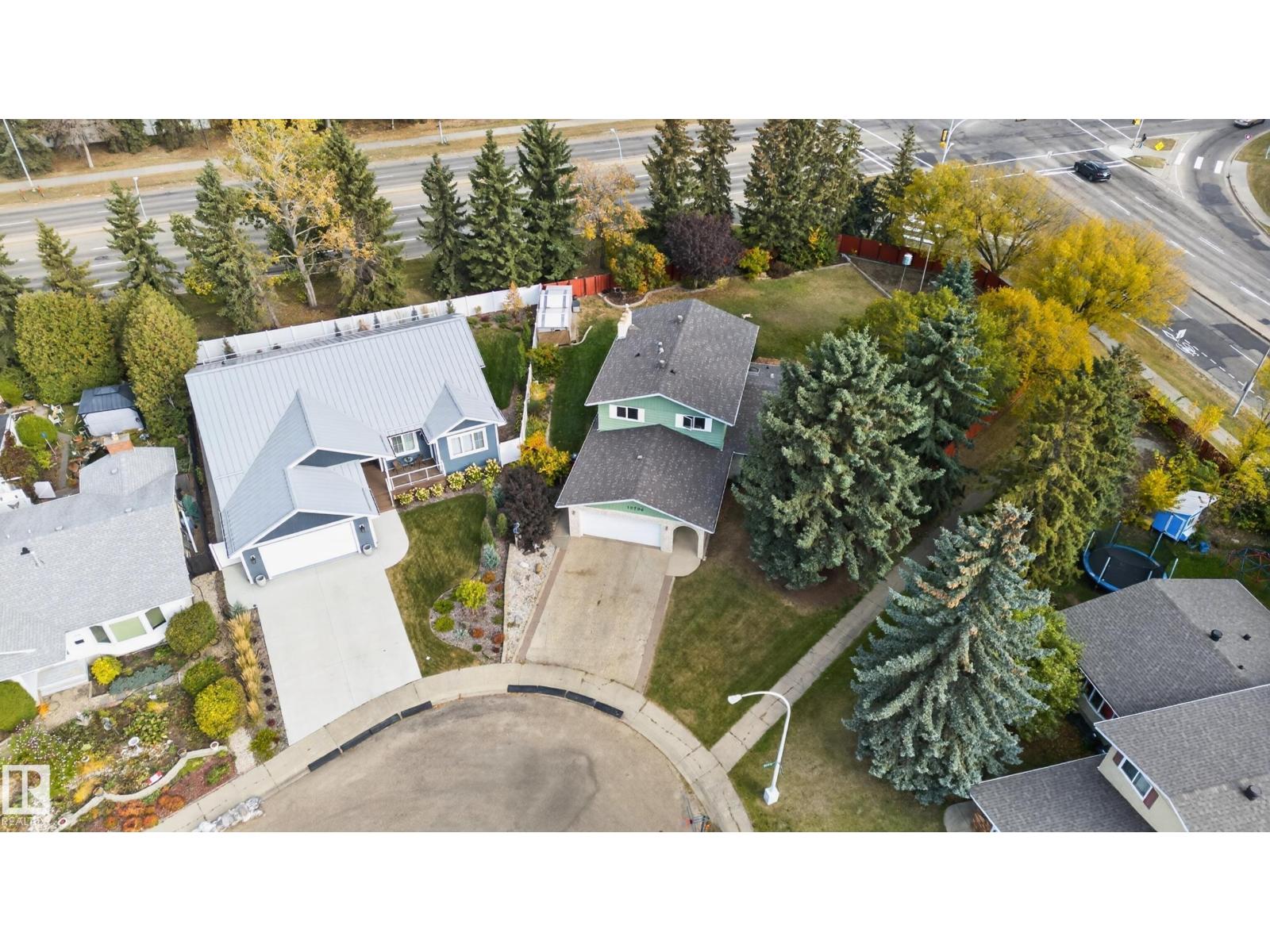 10706 33A AV NW - 65