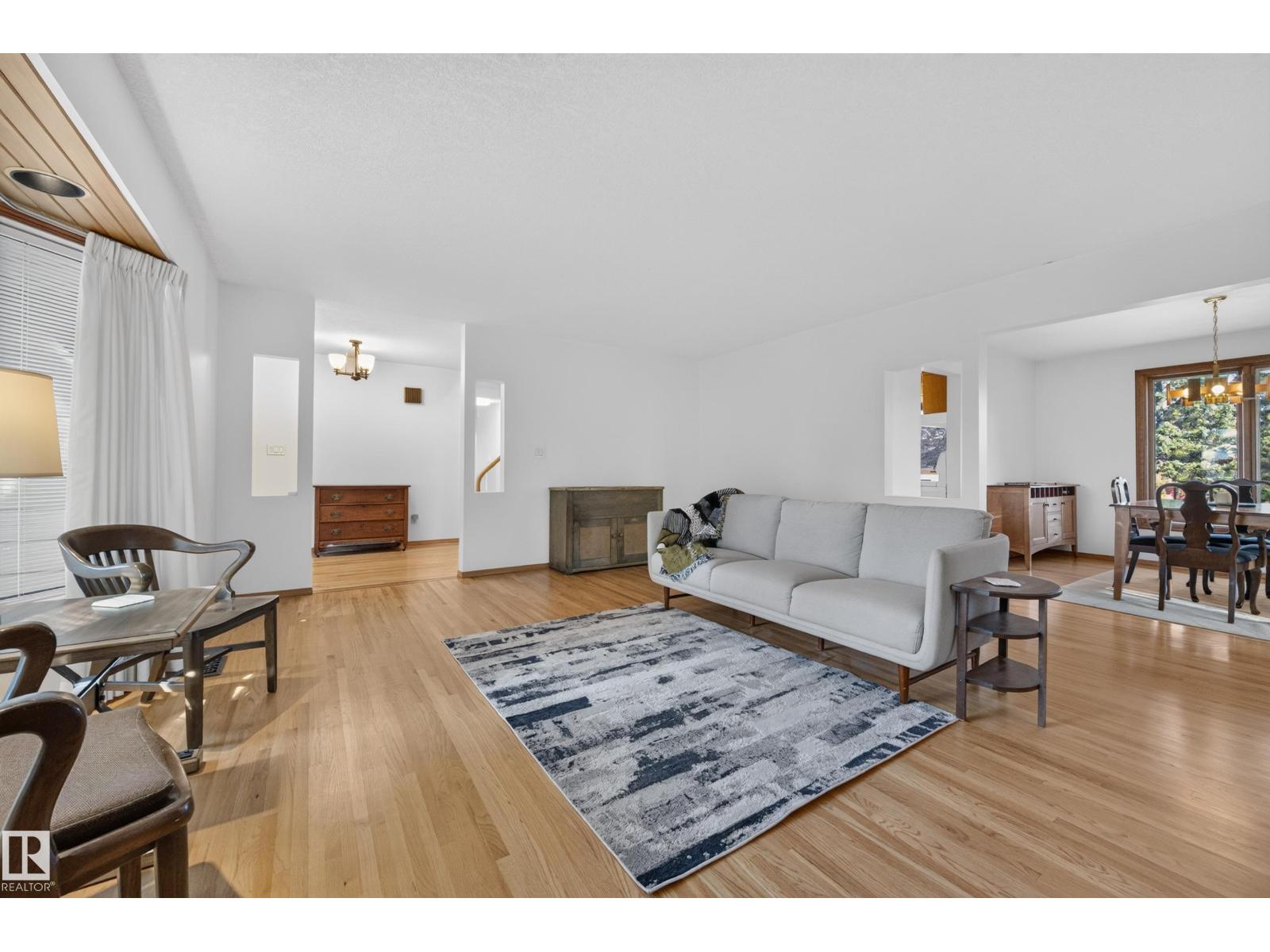 10706 33A AV NW - Image 7
