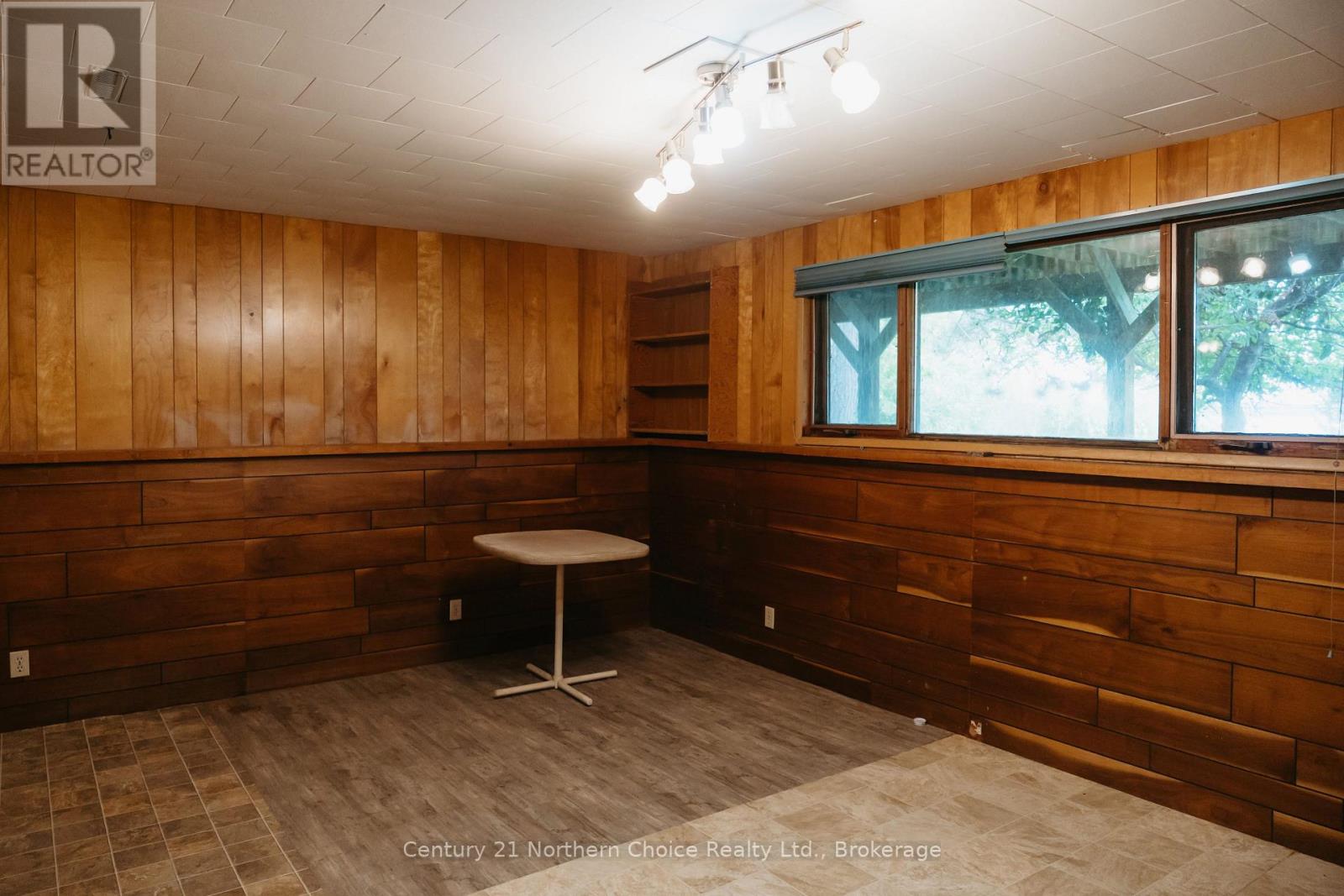 605 NINTH STREET - Image 41