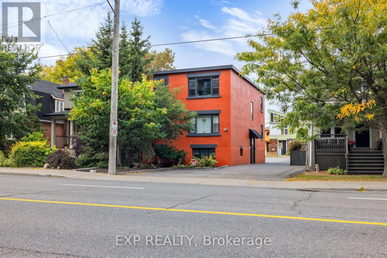 50 HOLLAND AVENUE - 2