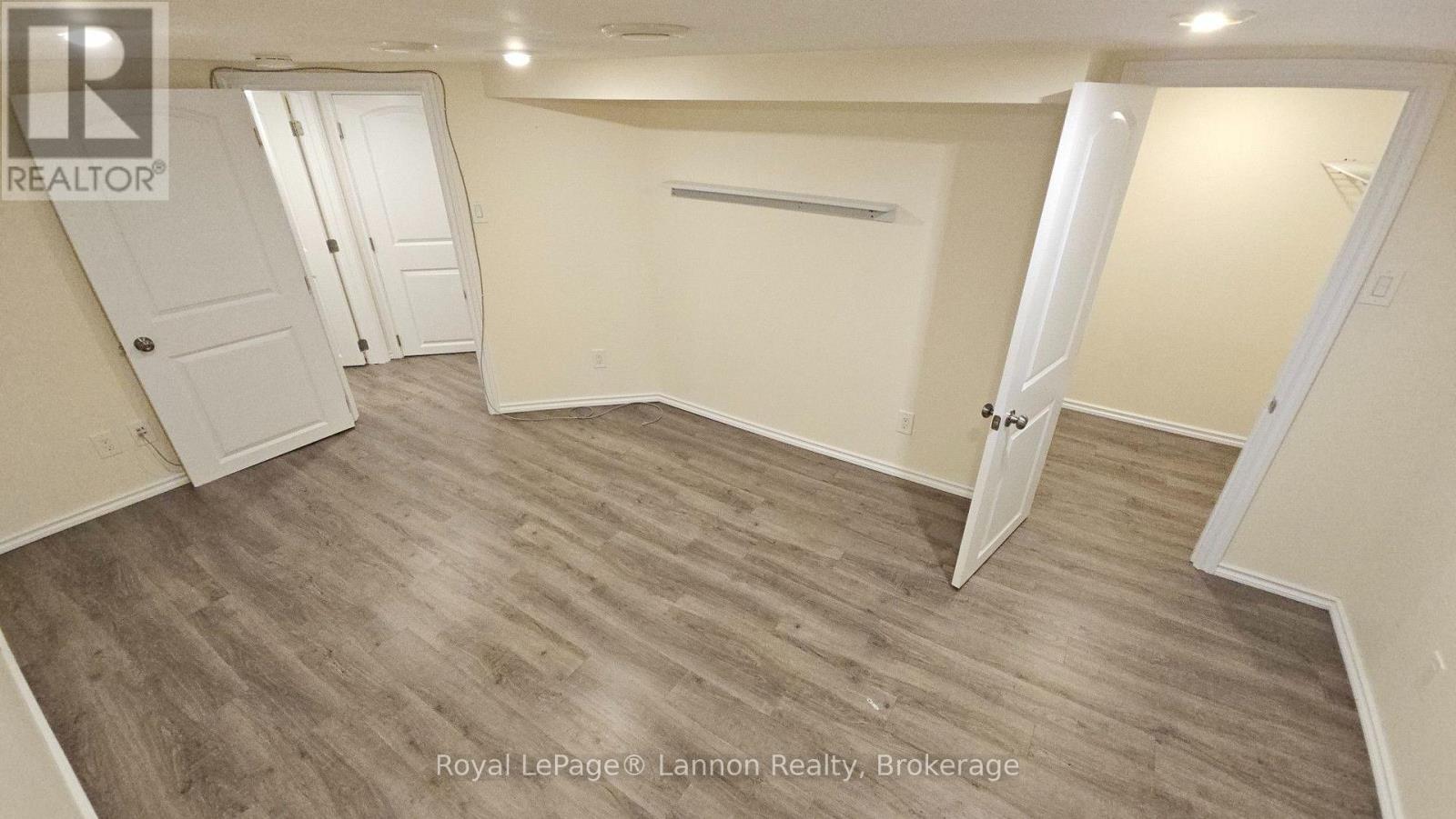 220 HIGH STREET S - Image 17