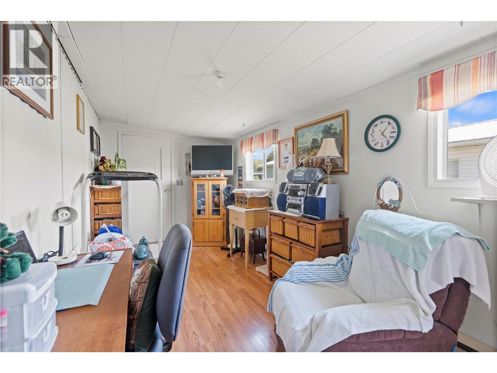 #79 5484 25 Avenue - 20