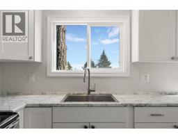 73 5838 Blythwood Rd, Sooke, BC V9Z0G2 Photo 9