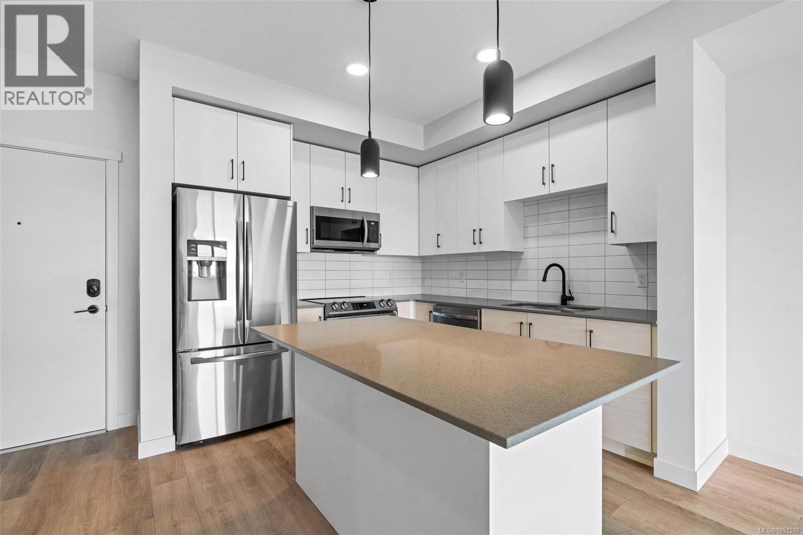 #504 2465 Gateway Rd - Image 11