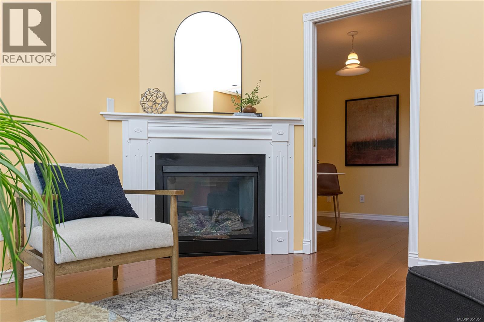 #201 9905 Fifth St - Image 9
