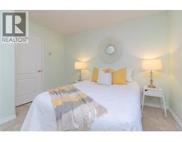201 9905 Fifth St, Sidney, BC V8L2X6 Photo 23