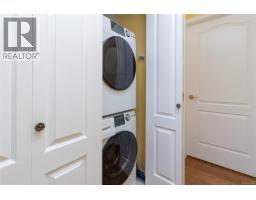 201 9905 Fifth St, Sidney, BC V8L2X6 Photo 27