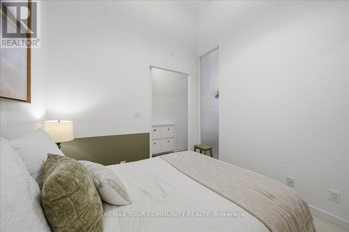 227- 380 Macpherson Avenue, Toronto, ON photo 15