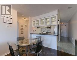 613 - 887 Bay Street, Toronto, ON M5S1Z7 Photo 8