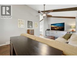 2pc Bathroom - 367 Norseman Road Nw, Calgary, AB T2K5N8 Photo 9