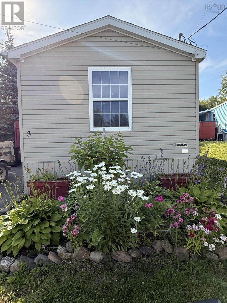 3 Heather Street - 1