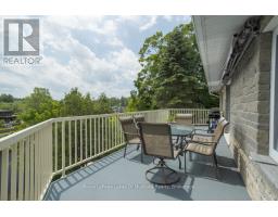 Kitchen - 110 Dill Street, Bracebridge, ON P1L1E5 Photo 7
