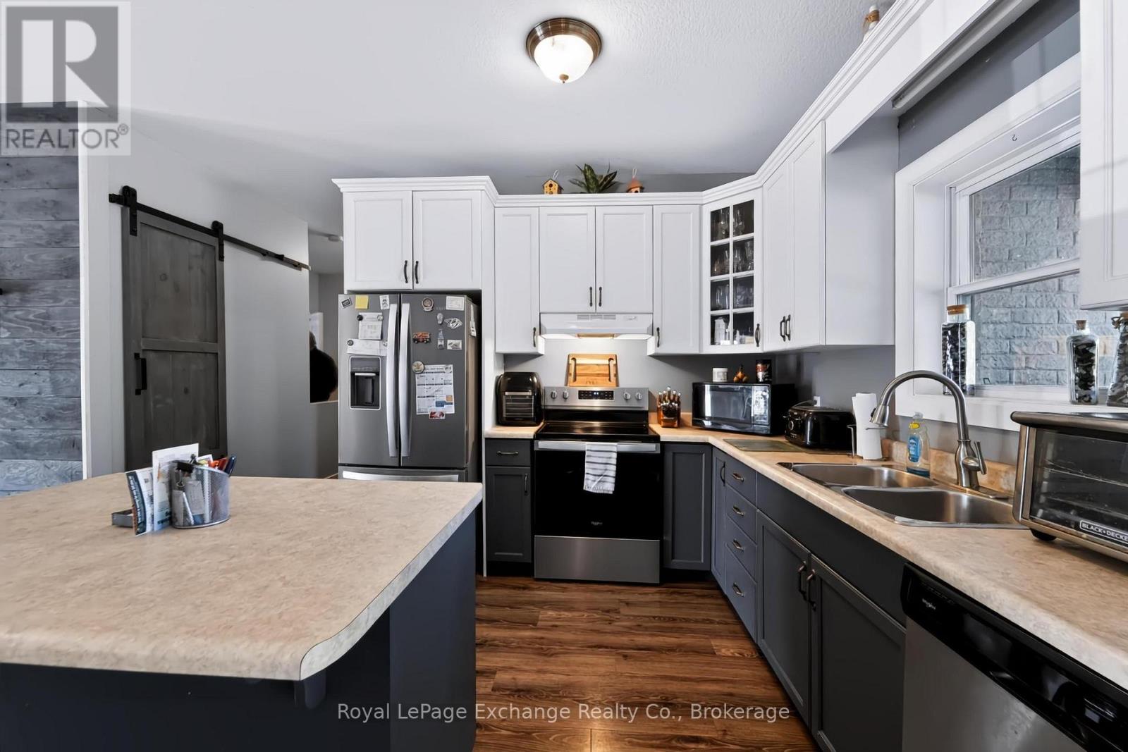 224 PARK STREET - 20