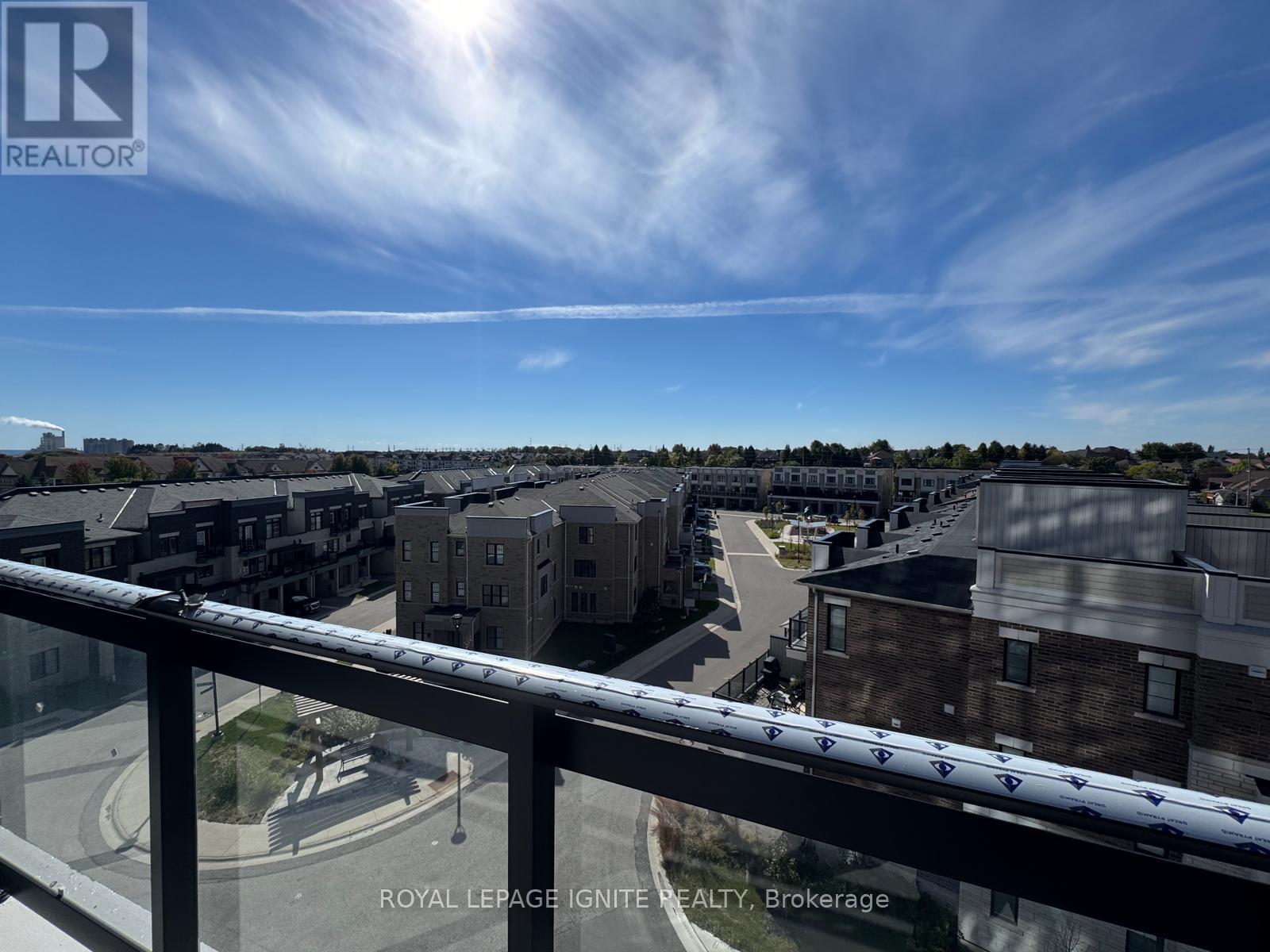 #521 51 CLARINGTON BOULEVARD - 22