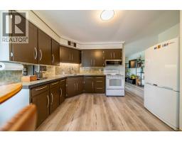 Family room - 84 Waterloo Drive Sw, Calgary, AB T3C3G1 Photo 8