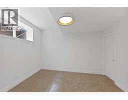 2221 Halifax Crescent Nw, Calgary, AB T2M4E1 Photo 40