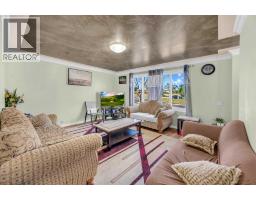 1019 Falworth Road NE - photo 5