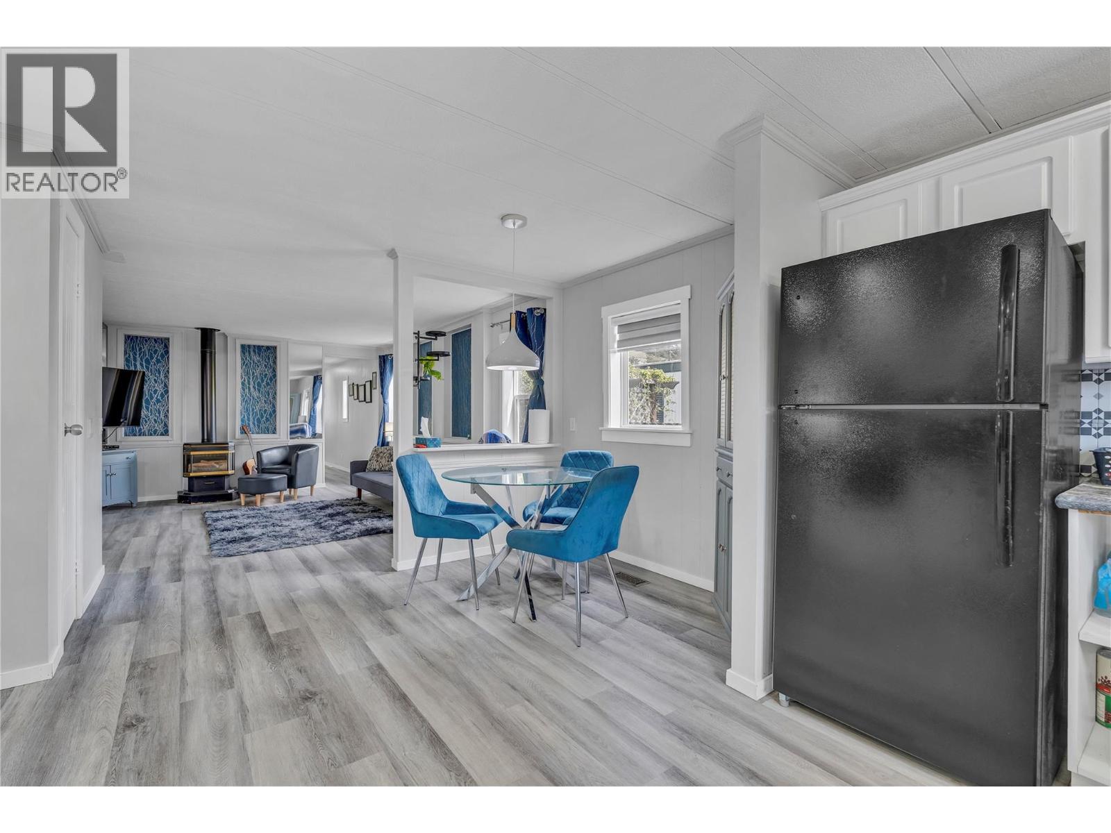 #48 406 BRANDLMAYR Gate - Image 4