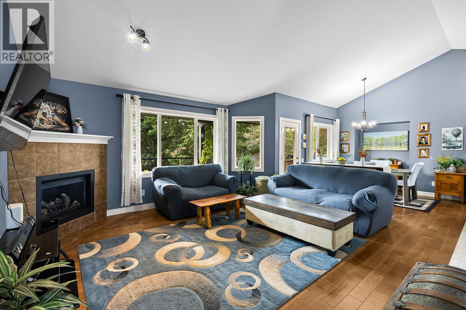 2095 Bernau Court, Lake Country