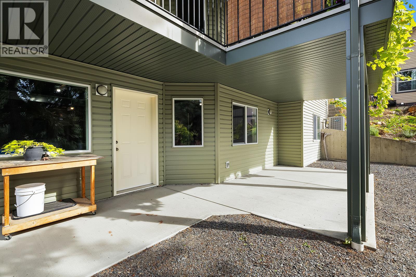 2095 Bernau Court, Lake Country