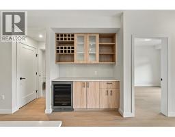 9654 Benchland Drive Unit# 306, Lake Country, BC V4V0A4 Photo 10