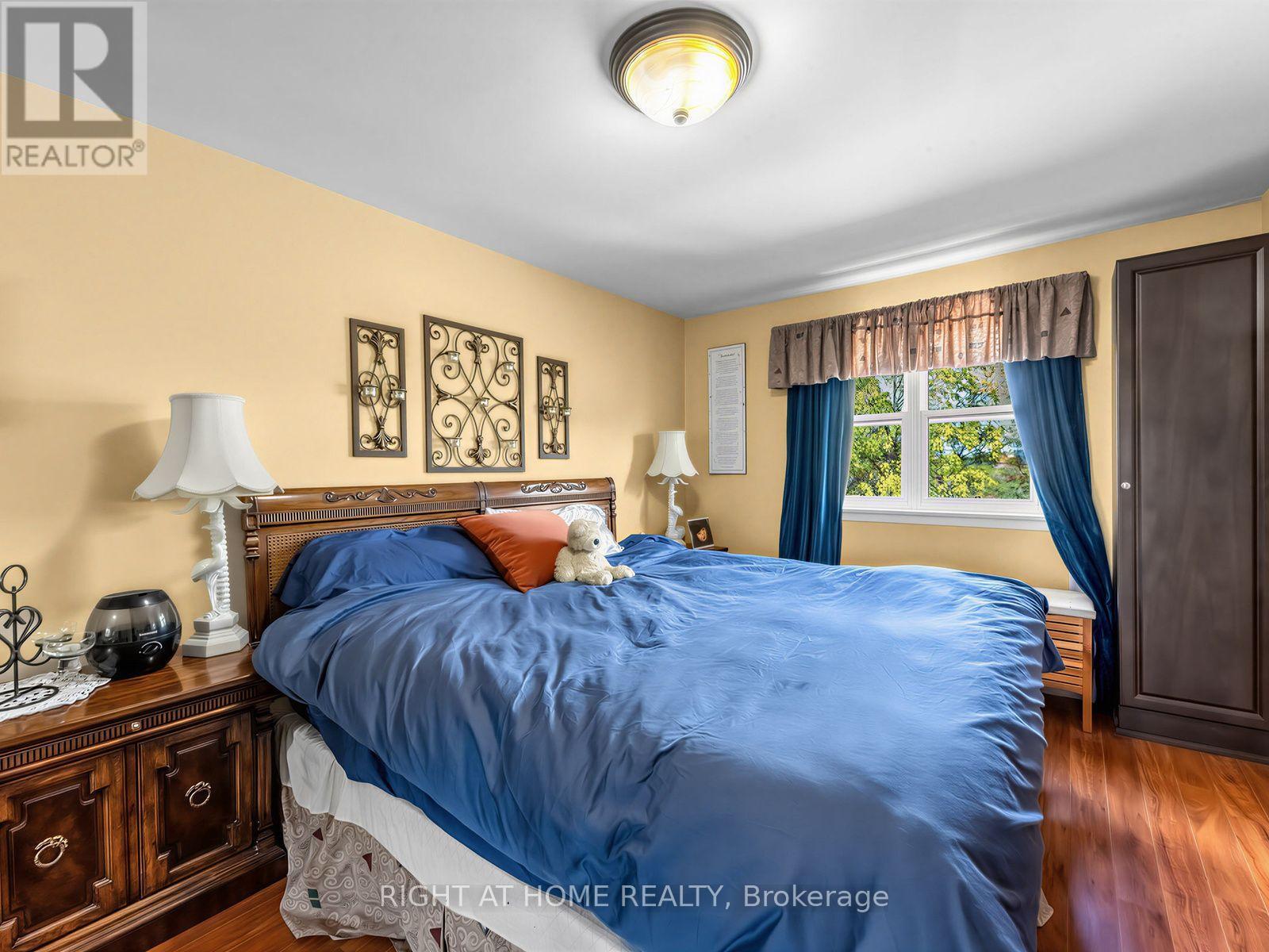 1984 John Street, Markham, ON photo 13