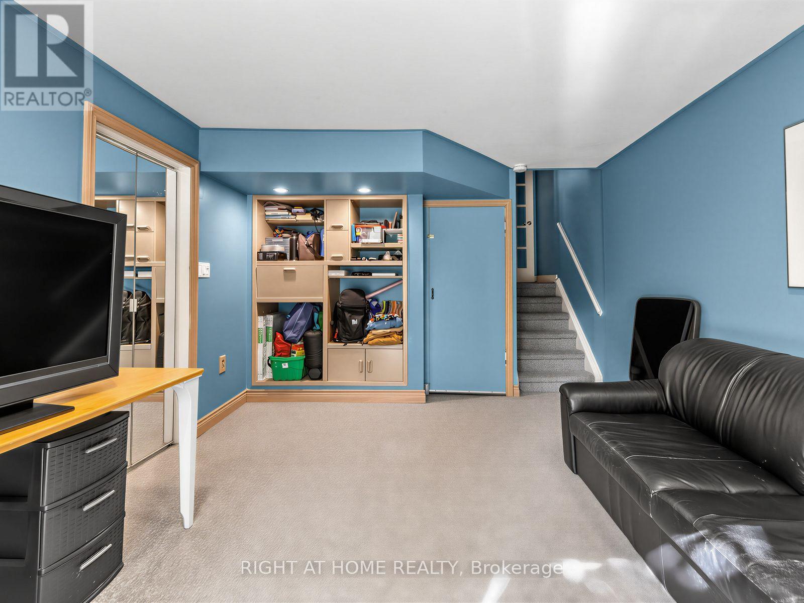 1984 John Street, Markham, ON photo 25