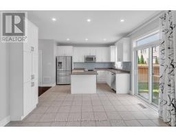 12 Greco Avenue, Georgina, ON L4P0G8 Photo 10