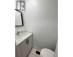 Bedroom 3 - 68 Larksmere Court, Markham, ON L3R3R1 Photo 7