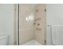 8 1708 King George Boulevard, Surrey, BC V4A4Z8 Photo 19