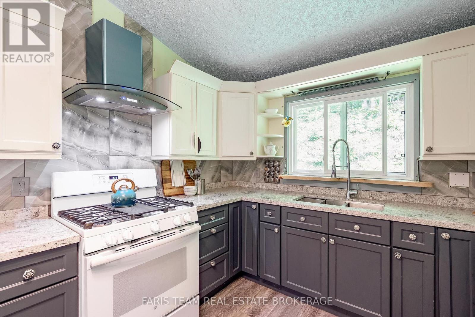 103 Silver Birch Drive, Tiny, ON photo 7