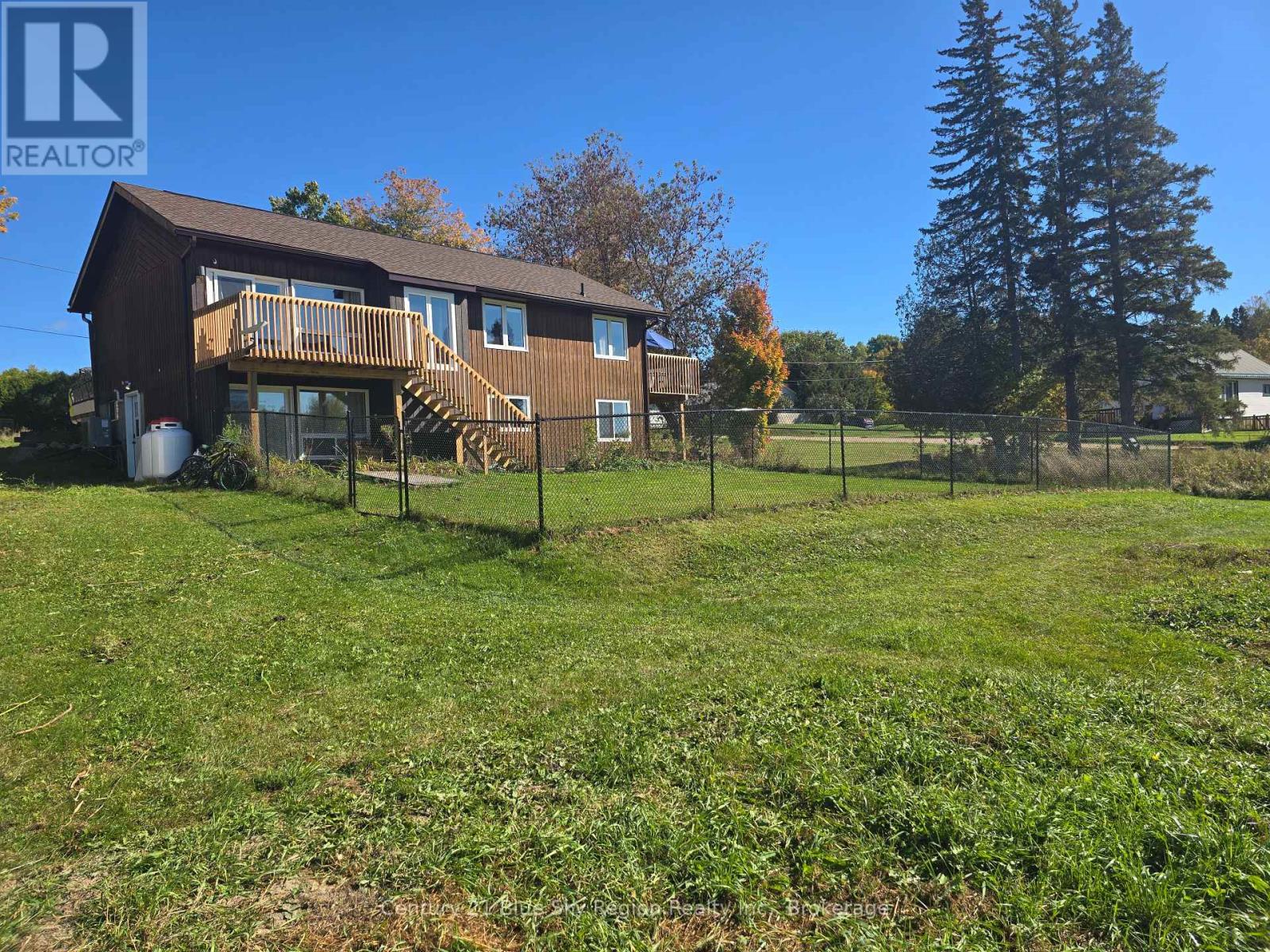 203 LABRECQUE STREET - Image 13