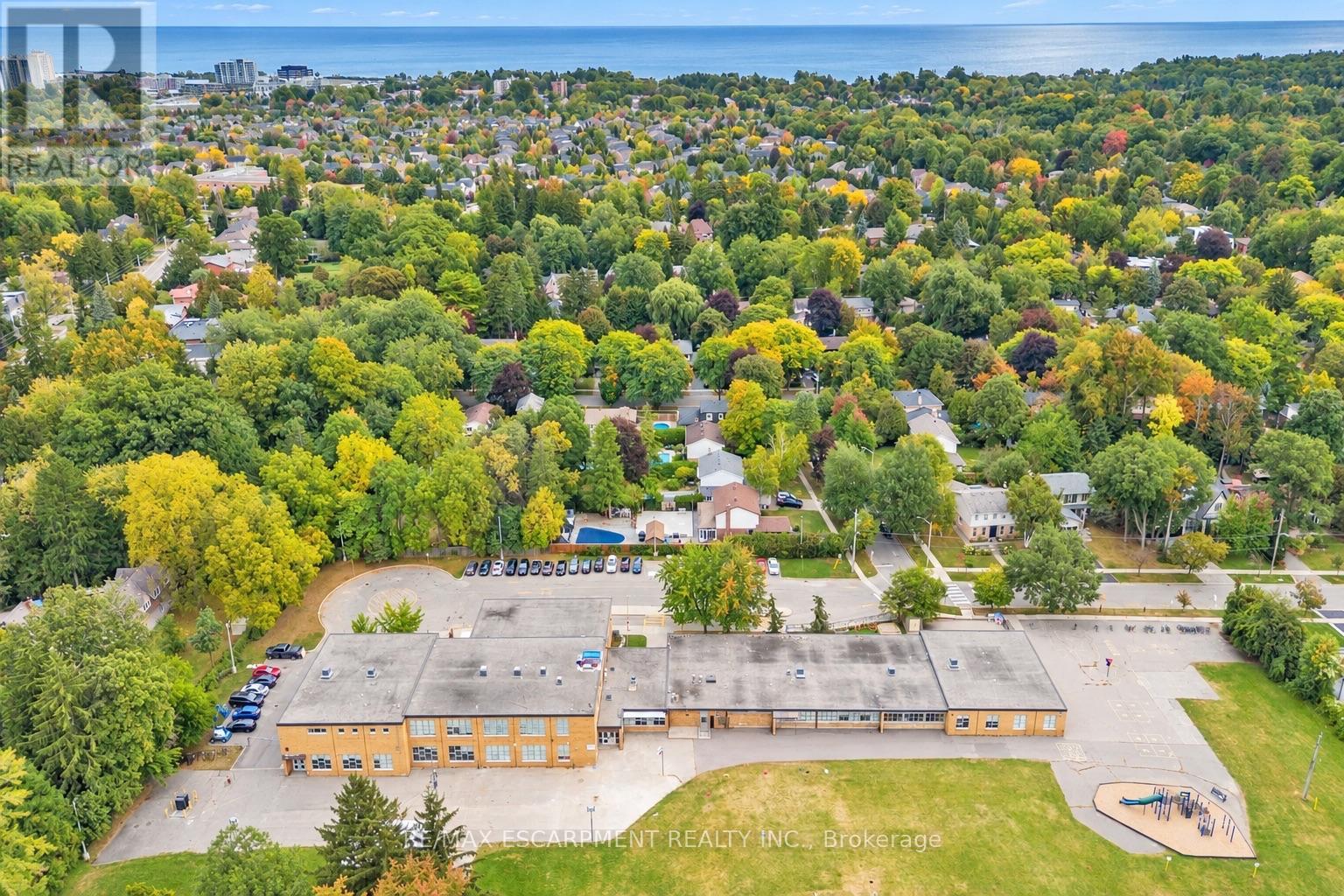 786 EDISTEL CRESCENT - 23