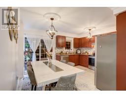 17 Rock Haven Lane, Brampton, ON L6X0H2 Photo 12