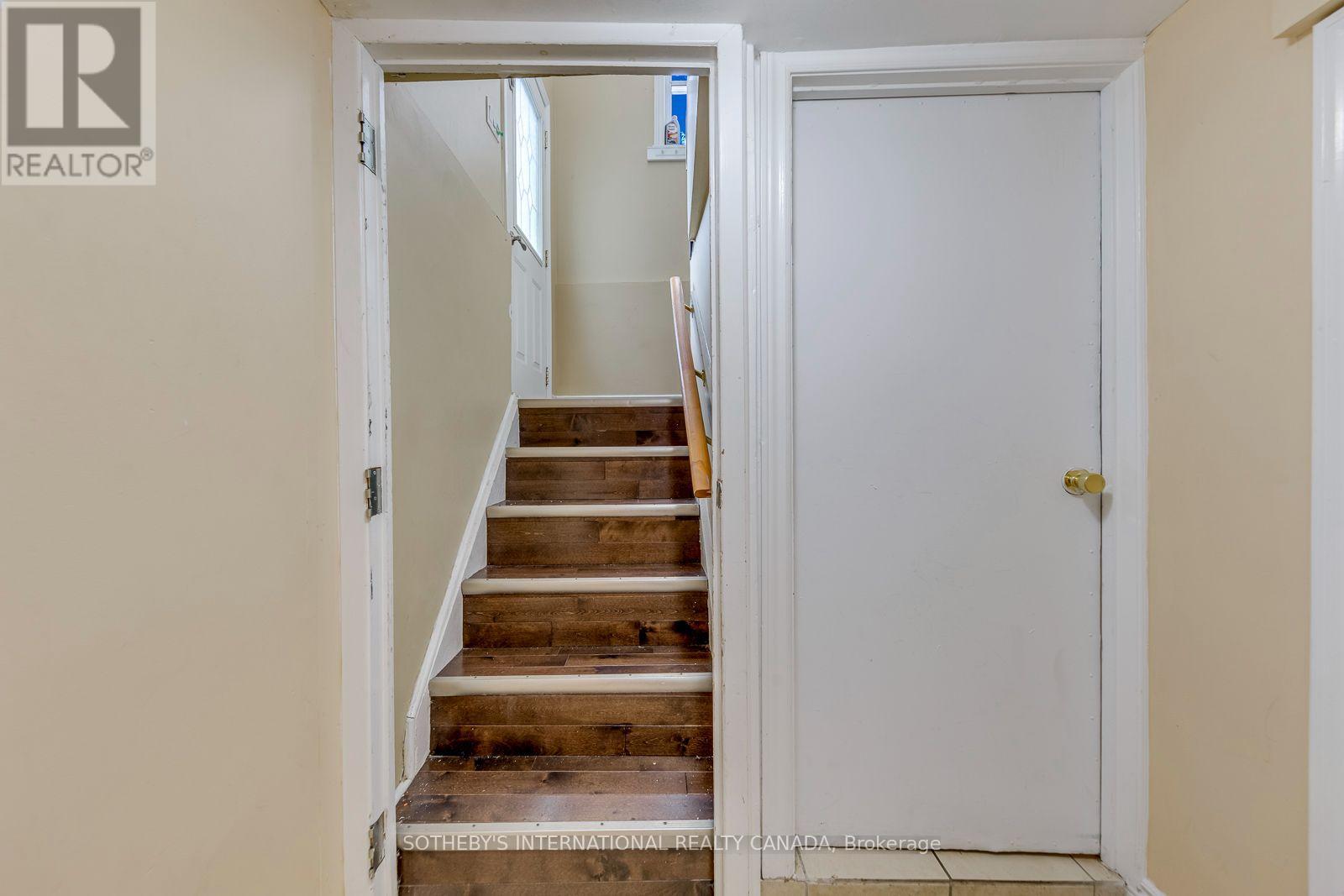 66 Twenty Ninth Street, Toronto, ON photo 25