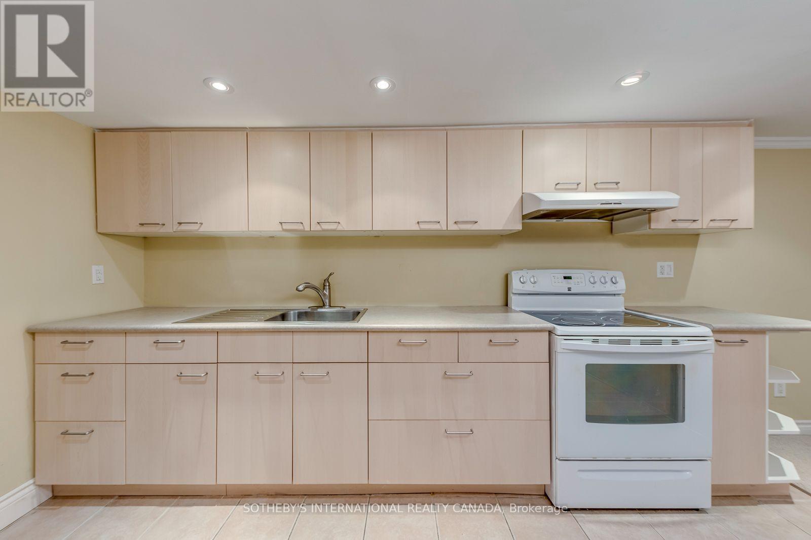 66 Twenty Ninth Street, Toronto, ON photo 28