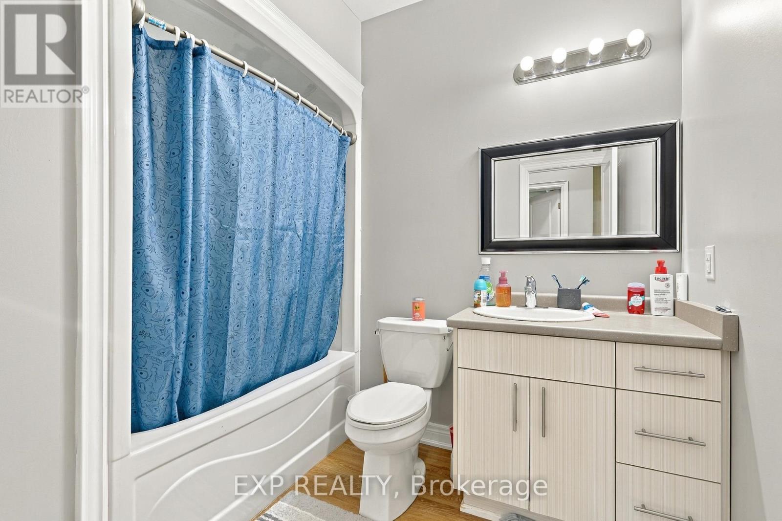 11 Donald Avenue — photo 24