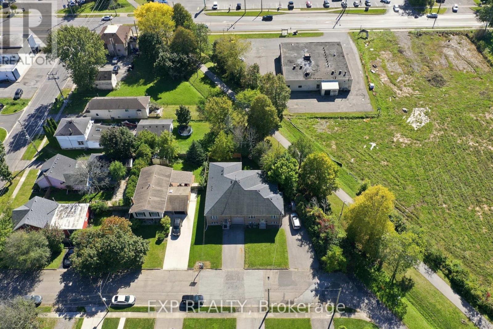 11 Donald Avenue — photo 28